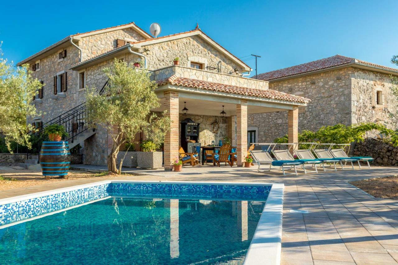 Country Villa St Anton Малинська Екстер'єр фото