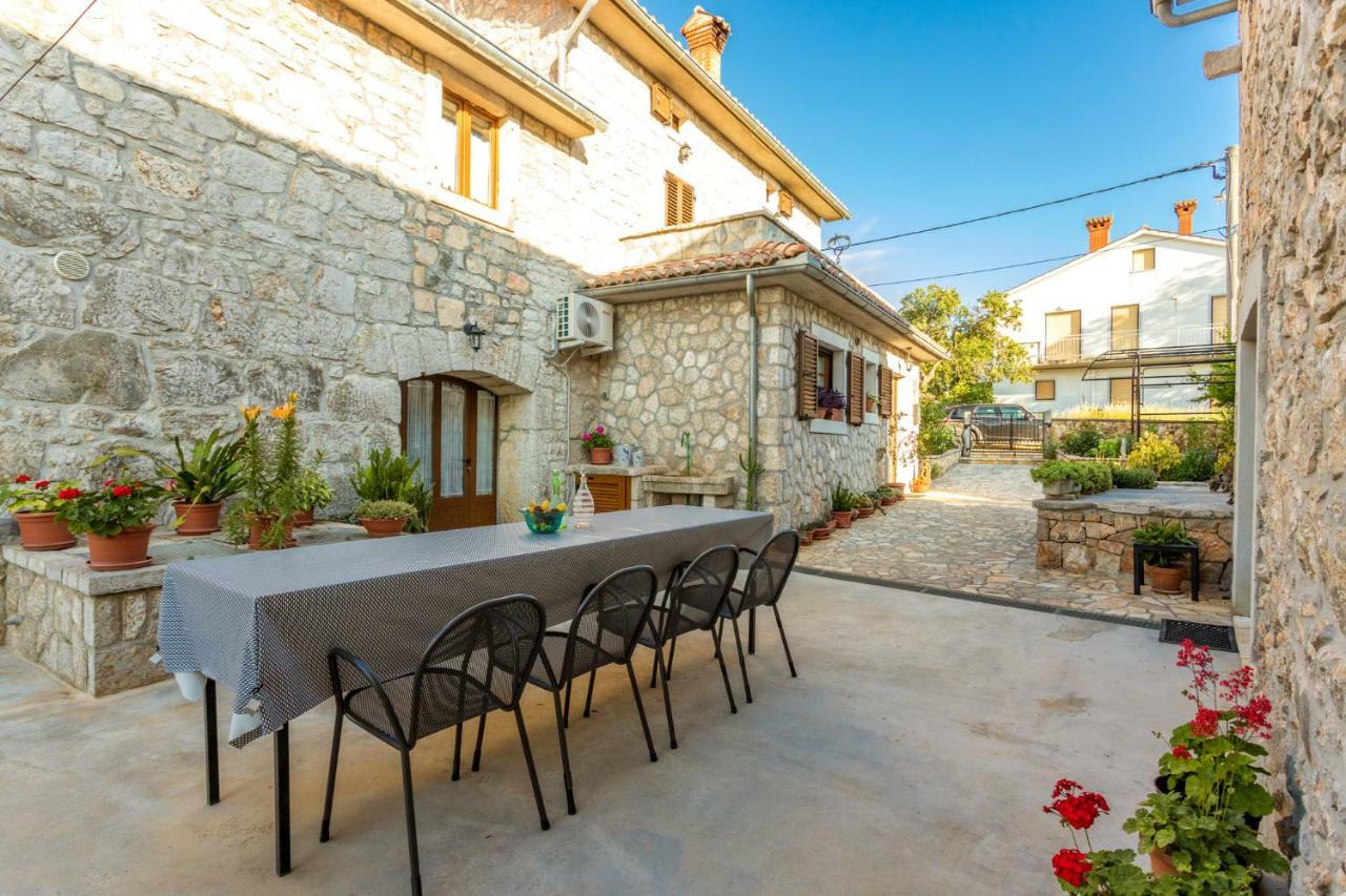 Country Villa St Anton Малинська Екстер'єр фото