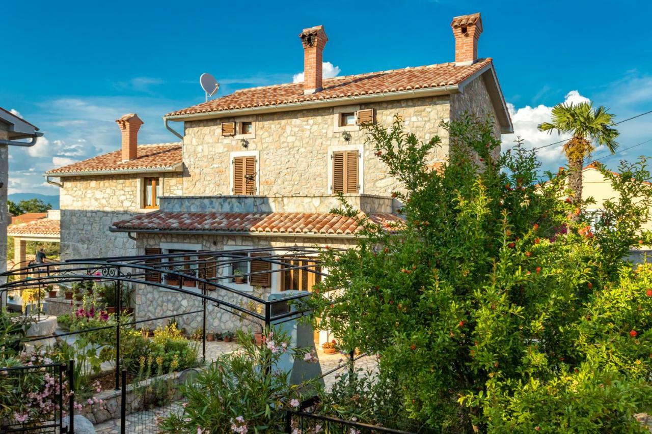 Country Villa St Anton Малинська Екстер'єр фото